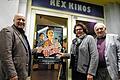 Rex Kino Feiler Schaufler       -  Das Rex-Kino öffnet seine Pforten für den fränkischen Erfolgsfilm &bdquo;Mademoiselle Marie&ldquo;. Die Kinobetreiber Elke und Heinz Schaufler freuen sich ebenso auf einige wenige Vorstellungen wie der Geschäftsführer der Tourismus und Stadtmarketing GmbH, Michael Feiler (links).