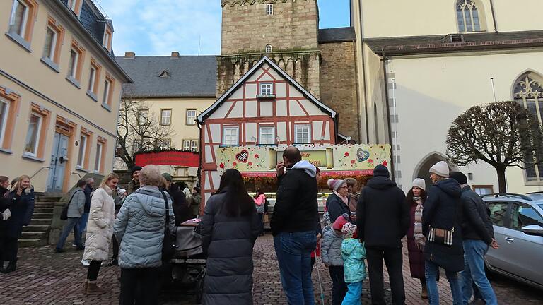 Am Sonntag lockte das schöne Wetter viele Besucher an. Am Sonntag lockte das schöne Wetter viele Besucher an.