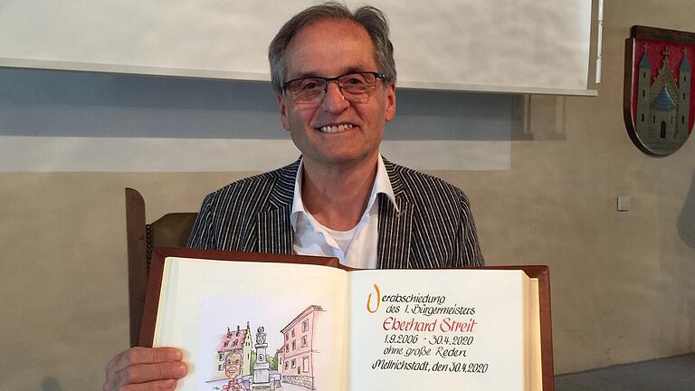 Verabschiedete sich mit einem Eintrag ins Goldene Buch der Stadt aus dem Bürgermeisteramt: Eberhard Streit war 14 Jahre lang Stadtchef in Mellrichstadt und blickt auf eine erfolgreiche Amtszeit zurück. Verabschiedete sich mit einem Eintrag ins Goldene Buch der Stadt aus dem Bürgermeisteramt: Eberhard Streit war 14 Jahre lang Stadtchef in Mellrichstadt und blickt auf eine erfolgreiche Amtszeit zurück.