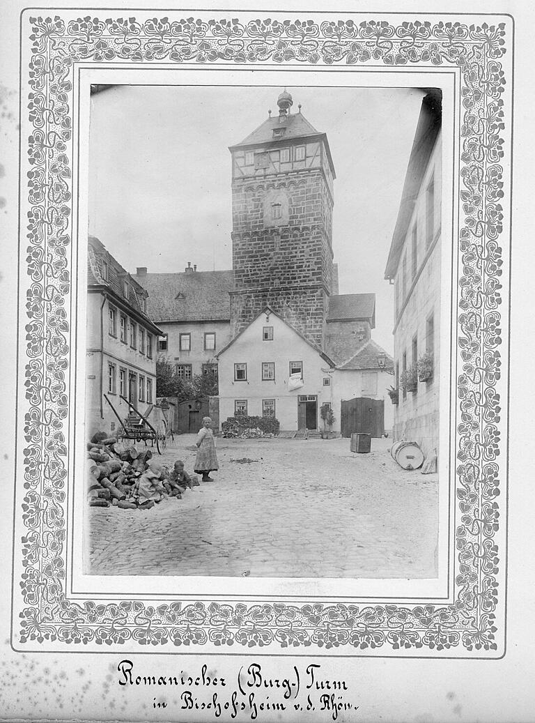 Die Rhön in alten Fotos: Eine Zeitreise im Stadtarchiv zum Heimattag Die Rhön in alten Fotos: Eine Zeitreise im Stadtarchiv zum Heimattag