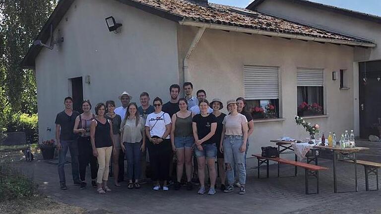 Viel Spaß hatten die Kinder vom „Kinderhaus Kunterbunt“ in Ramsthal beim Besuch auf dem Ökohof Kaufmann. - Viel Spaß hatten die Kinder vom „Kinderhaus Kunterbunt“ in Ramsthal beim Besuch auf dem Ökohof Kaufmann. Viel Spaß hatten die Kinder vom „Kinderhaus Kunterbunt“ in Ramsthal beim Besuch auf dem Ökohof Kaufmann. - Viel Spaß hatten die Kinder vom „Kinderhaus Kunterbunt“ in Ramsthal beim Besuch auf dem Ökohof Kaufmann.