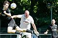 Lukas Dill (links) von der SpVgg Giebelstadt beim Kopfball: Die SpVgg befindet sich in der Fußball-Kreisliga Würzburg 1 weiterhin im Höhenflug. Seit dem neunten Spieltag führen die Giebelstädter die Liga an. Ihr Vorsprung beträgt aktuell elf Punkte auf den Tabellenzweiten.