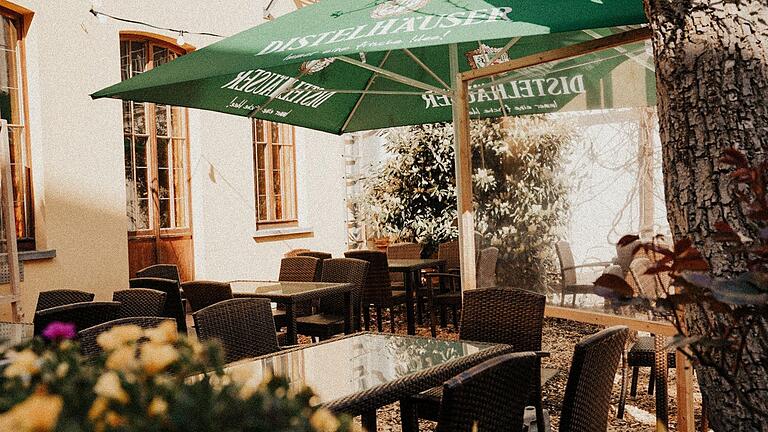 Der Biergarten Vier Jahreszeiten. Der Biergarten Vier Jahreszeiten.