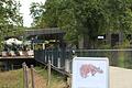 Fünf Jahre besteht bereits das Steigerwald-Zentrum bei Handthal. Das Gebäude aus Holz ist fast völlig eingegrünt.