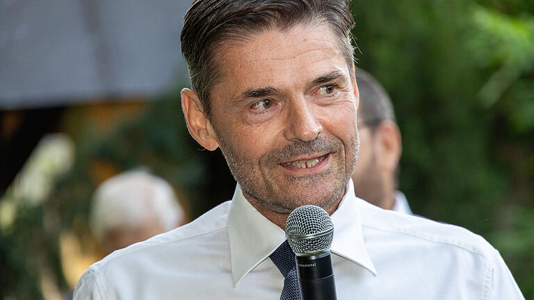 Einführung des neuen katholischen Pfarrers Gregor Sauer.