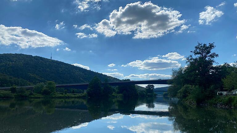 Die Mainbrücke in Gemünden. Die Mainbrücke in Gemünden.