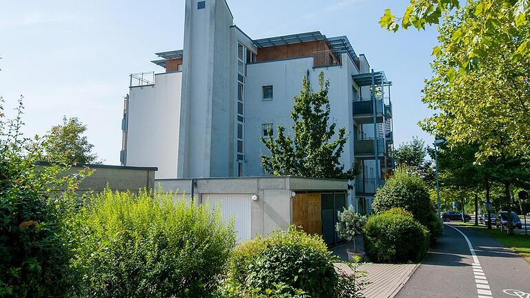 Die Geschossbauten entstanden entlang der Elsa-Brändström-Straße. Die Geschossbauten entstanden entlang der Elsa-Brändström-Straße.