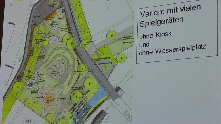Diese Variante eines Spielplatzes am Loose-Areal hat Bürgermeister Eberhard Streit bei der Bürgerversammlung in Mellrichstadt vorgestellt und wird von den Stadtratsmitgliedern favorisiert: ohne Kiosk und ohne Wasserspielplatz. Planerin Marion Ledermann soll nun ins Detail gehen. Diese Variante eines Spielplatzes am Loose-Areal hat Bürgermeister Eberhard Streit bei der Bürgerversammlung in Mellrichstadt vorgestellt und wird von den Stadtratsmitgliedern favorisiert: ohne Kiosk und ohne Wasserspielplatz. Planerin Marion Ledermann soll nun ins Detail gehen.