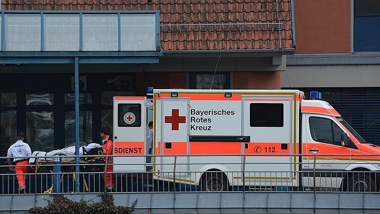 Dieses Bild gehört in Bad Neustadt der Vergangenheit an. Die neue Zentrale Notaufnahme ist ab sofort am Campus des Rhönklinikums am Campus. Dieses Bild gehört in Bad Neustadt der Vergangenheit an. Die neue Zentrale Notaufnahme ist ab sofort am Campus des Rhönklinikums am Campus.