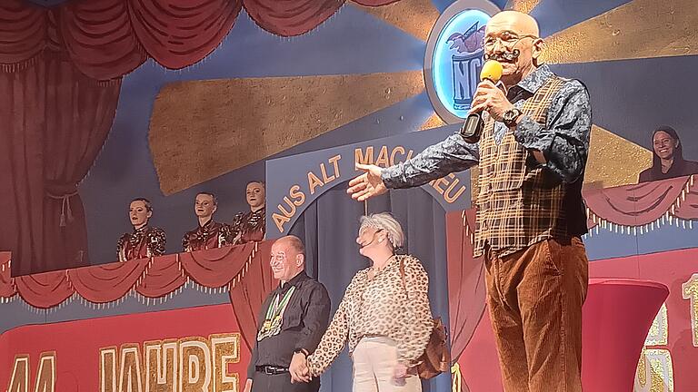 Nüdlinger Fasching 2025 - Nüdlinger Carneval Club feiert 44. Jubiläum Nüdlinger Fasching 2025 - Nüdlinger Carneval Club feiert 44. Jubiläum
