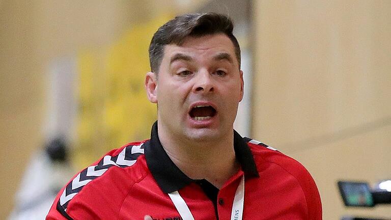 Handball, Landesliga Männer Staffel Nord, TG Heidingsfeld - SG Regensburg       -  Heiko Karrer, Trainer der TG Heidingsfeld.