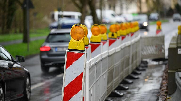 Die Fahrbahnverengung in der Leistenstraße besteht seit Juli 2022.&nbsp;