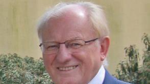 Ernst Oestreicher, Leiter der Berufsfachschule für Musik Bad Königshofen wurde erneut in zwei Spitzengremien des bayerischen und deutschen Musiklebens gewählt. Foto: Hanns Friedrich - Ernst Oestreicher, Leiter der Berufsfachschule für Musik Bad Königshofen wurde erneut in zwei Spitzengremien des bayerischen und deutschen Musiklebens gewählt. Foto: Hanns Friedrich Ernst Oestreicher, Leiter der Berufsfachschule für Musik Bad Königshofen wurde erneut in zwei Spitzengremien des bayerischen und deutschen Musiklebens gewählt. Foto: Hanns Friedrich - Ernst Oestreicher, Leiter der Berufsfachschule für Musik Bad Königshofen wurde erneut in zwei Spitzengremien des bayerischen und deutschen Musiklebens gewählt. Foto: Hanns Friedrich