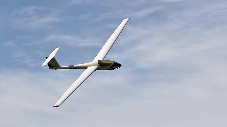 Lautlos, grazil und harmonisch werden die Modellsegelflugzeuge über Gerolzhofen fliegen: Von Freitag bis Sonntag richtet die Modell-Sport-Gemeinschaft erstmals Deutsche Meisterschaft im Akro-Segelflug aus.