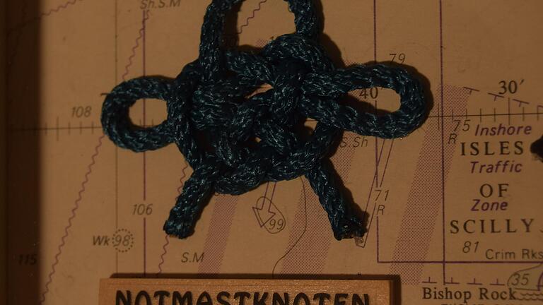 Notmastknoten. Notmastknoten.