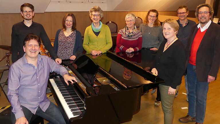 Gerd Schurz, Marcus Wenzel, Silvia Kolb, Christine Gleißner, Birgit Christ, Renate Weigand, Esther Herbst, Andreas Memmel und Matthias Göttemann.