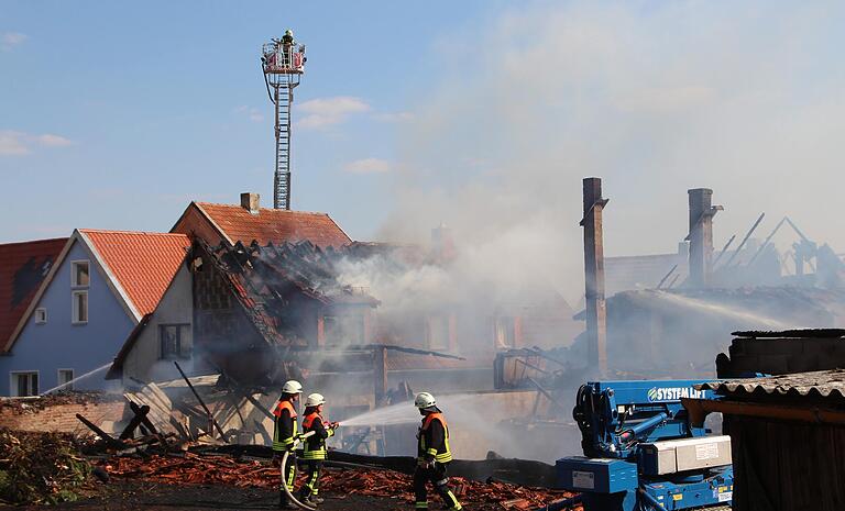 Bei dem Brand am Mittwochnachmittag waren rund 200 Feuerwehrkräfte im Einsatz.