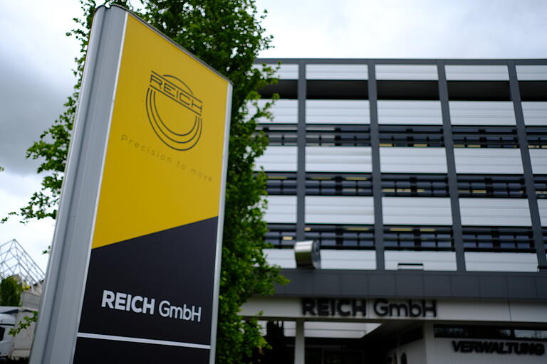Die Reich GmbH in Mellrichstadt gehört zu den Gründungsmitgliedern des bayerischen Metallarbeitgeberverbandes. Die Reich GmbH in Mellrichstadt gehört zu den Gründungsmitgliedern des bayerischen Metallarbeitgeberverbandes.