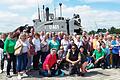 In Peenemünde versammelten sich die Fahrtteilnehmer zum Erinnerungsfoto vor dem U-Boot U-461.