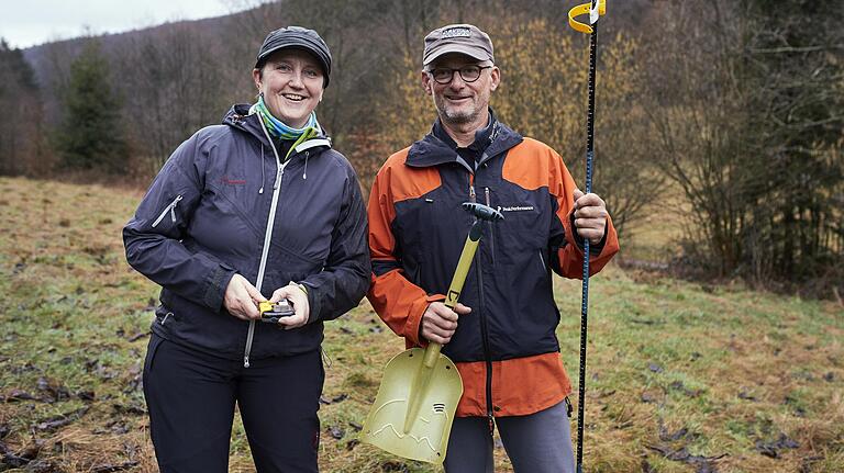 Sie sind 'so oft es geht am Berg unterwegs': Katja Manger, 1. Vorsitzende des DAV Main-Spessart, und Klemens Baumann, Fachübungsleiter Schneeschuhbergsteigen.