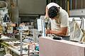 Handarbeit pur: In der Wirtschaft Mainfrankens hat das Handwerk einen festen Stand. Unser Bild zeigt einen Steinbetrieb in Würzburg.