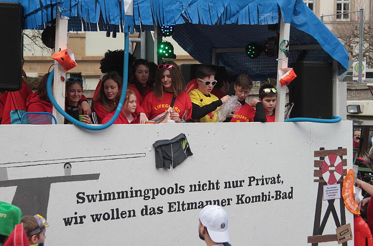 Die Faschingsgruppe Ebelsbach hat Sehnsucht nach dem Kombibad in Eltmann. Die Faschingsgruppe Ebelsbach hat Sehnsucht nach dem Kombibad in Eltmann.