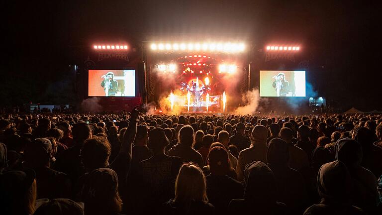Allein 23 Kilometer Absperrzaun braucht es für das Festival Rock im Park. Hier ein Aufnahme aus dem Jahr 2023. Allein 23 Kilometer Absperrzaun braucht es für das Festival Rock im Park. Hier ein Aufnahme aus dem Jahr 2023.