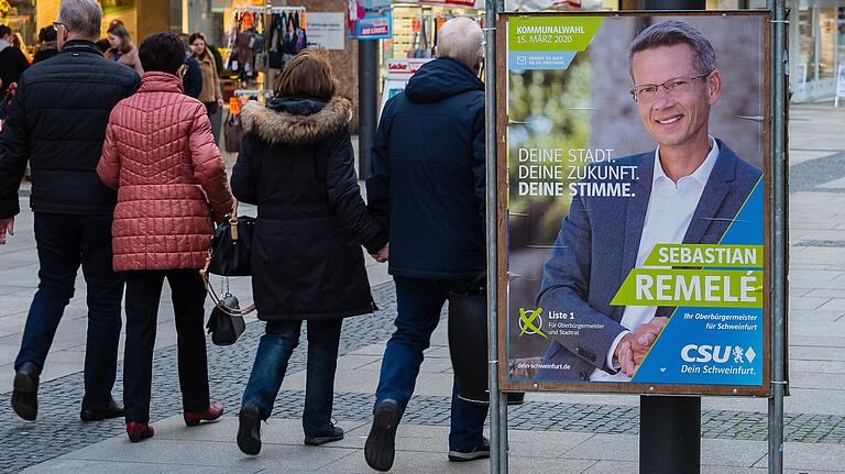 'Deine Stadt, Deine Zukunft, Deine Stimme' – mit diesem Slogan wirbt die CSU für die Wiederwahl von Oberbürgermeister Sebastian Remelé in der ganzen Stadt.