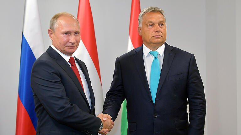 Orban trifft Putin.jpeg       -  Russlands Präsident Wladimir Putin (links) hat bei vielen Fragen einen Unterstützer in der EU: Viktor Orban.