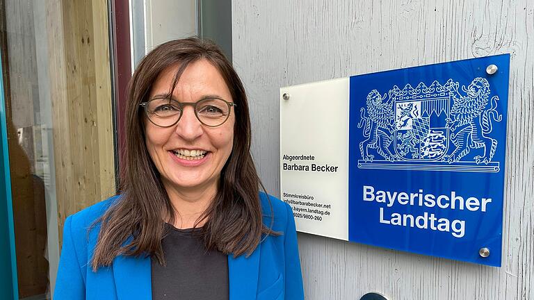 Will Frauen Mut machen, sich in der Politik durchzusetzen ohne sich selbst verleugnen zu müssen: Die unterfränkische CSU-Landtagsabgeordnete Barbara Becker. Will Frauen Mut machen, sich in der Politik durchzusetzen ohne sich selbst verleugnen zu müssen: Die unterfränkische CSU-Landtagsabgeordnete Barbara Becker.