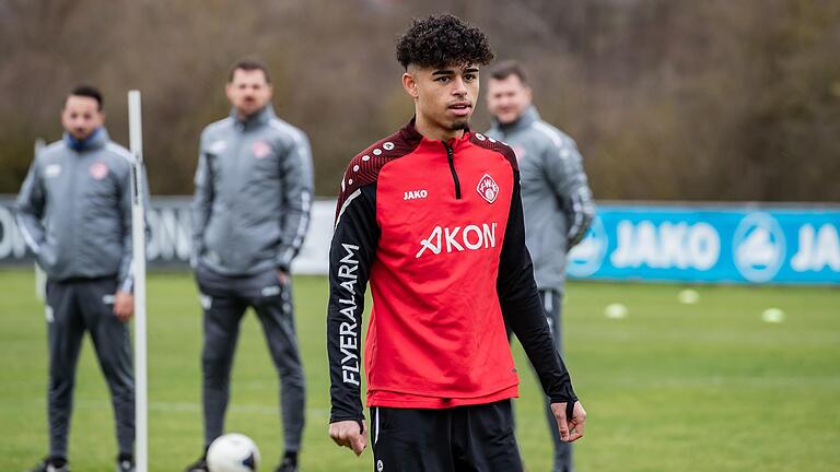 Ein neues Gesicht beim Trainingsauftakt der Würzburger Kickers: Offensivspieler André Leipold ist bis zum Sommer von Zweitligist Darmstadt 98 ausgeliehen.