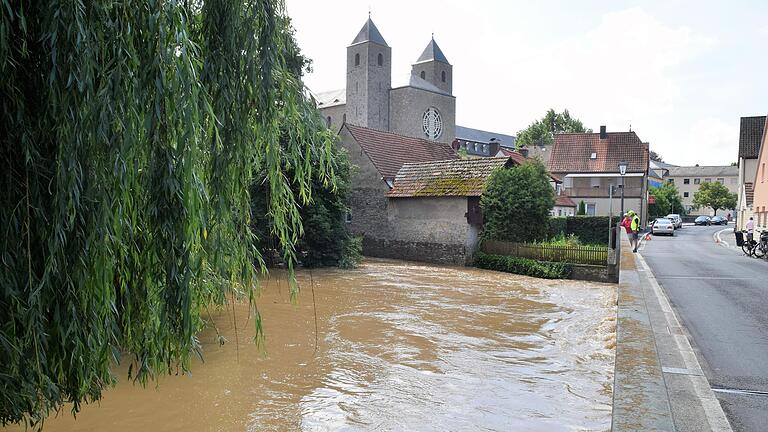 Auch die Abtei Münsterschwarzach bekam bei der Flut im Sommer 2021 die Gewalt des Wassers zu spüren.