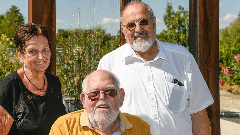 50 Jahre nach den Olympischen Spielen in München erzählen Anneliese Hergenröther, Jürgen Klemm und Georg Fuchs (von links) von ihrem Einsatz beim Deutschen Roten Kreuz.