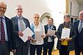 Wegen ihres großen Engagements im Hospizverein Schweinfurt ehrte (von links) dessen Vorsitzender Johannes Mühler, Franz Feineis, Annitta Dreiskämper, Elfriede Herbold und Claudia Ossinader. Unterstützt wurde er dabei vom Vorsitzenden des Bayerischen Hospiz- und Palliativverbandes, Konrad Göller.