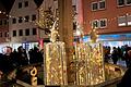 Rund um den Marktbrunnen findet der Adventszauber in Gemünden statt.