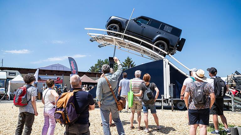 Bei der Offroad-Messe 2022 in Bad Kissingen gab's schon am Eröffnungstag Etliches zum Staunen.