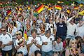 Ein Fahnenmeer aus Schwarz-Rot-Gold beim Public Viewing in Kitzingen mit gut 800 Besuchern im Sommer 2012.