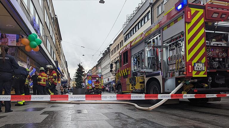 In der Kaiserstraße in der Würzburger Innenstadt kam es am Donnerstagabend zu einem Feuerwehreinsatz.&nbsp;