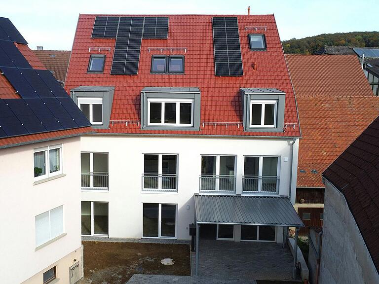 Das Haus der Johannes-Diakonie fügt sich ein in die umliegende Bebauung Das Haus der Johannes-Diakonie fügt sich ein in die umliegende Bebauung