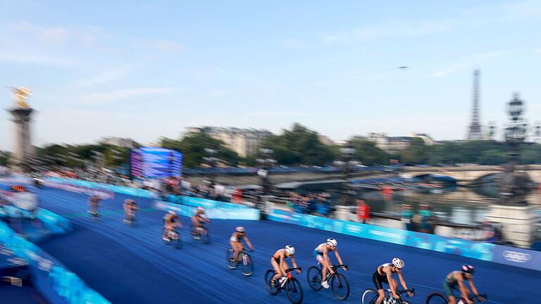 Paris 2024 - Triathlon       -  Auf der Radstrecke platzten die deutschen Medaillenträume