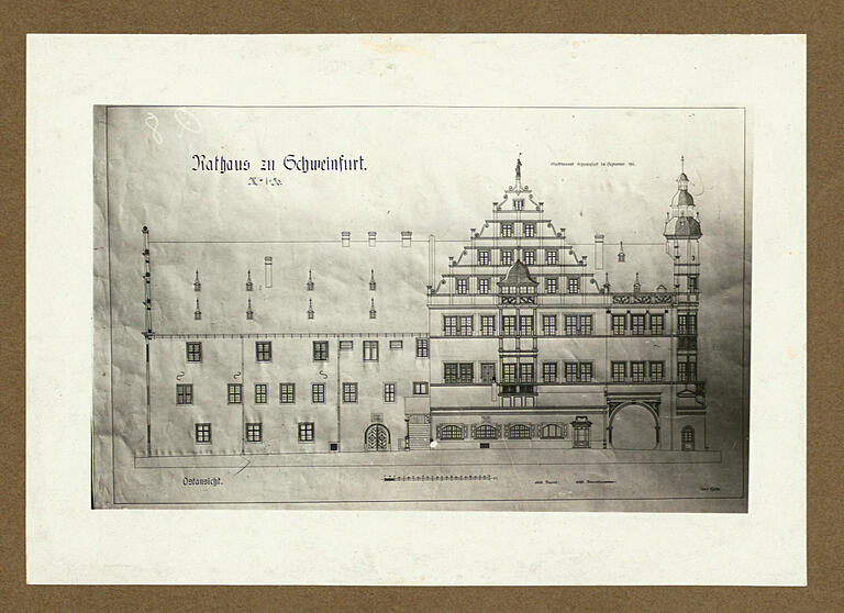Das Rathaus Schweinfurt in der Ostansicht, als Plan aus dem Stadtbauamt, von 1911. Das Rathaus Schweinfurt in der Ostansicht, als Plan aus dem Stadtbauamt, von 1911.