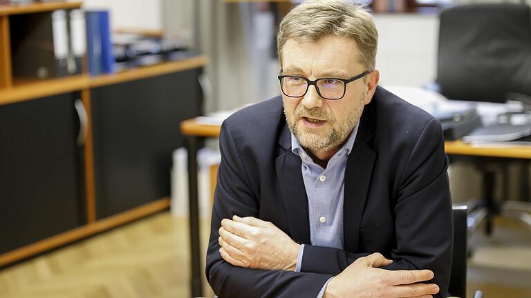 Über seine bisherigen Erfahrungen, seine Pläne und Ideen für die Zukunft sprach der Würzburger Kulturreferent Achim Könneke im Interview. Über seine bisherigen Erfahrungen, seine Pläne und Ideen für die Zukunft sprach der Würzburger Kulturreferent Achim Könneke im Interview.