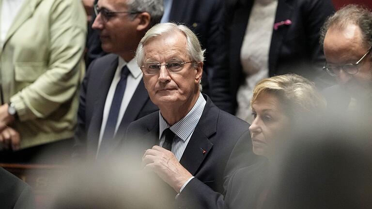 Frankreichs neuer Premier gibt Regierungserklärung ab       -  Frankreichs neuer Premier Barnier will an Grenzkontrollen zur Abwehr von Migranten festhalten.