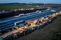 Das gab es so auch noch nie: Am Biebelrieder Autobahnkreuz versammelten sich mehrere tausend Landwirte mit ihren Traktoren, um für einen spektakulären Protest zu sorgen.