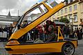 So fing es an. Bei der ersten Fahrzeugschau Elektromobilität im Oktober 2011 stellte Moderator Hanns Friedrich einen City-EL auf dem Marktplatz vor.