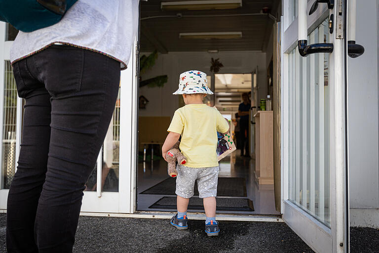 In der Wahrnehmung mancher Erwachsener mutierten Kinder zeitweise zu reinen Risikofaktoren. In der Wahrnehmung mancher Erwachsener mutierten Kinder zeitweise zu reinen Risikofaktoren.