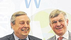 Prominente Gratulanten: die Bürgermeister von Eibelstadt und Güntersleben, Heinz Koch (links) und Ernst Joßberger.