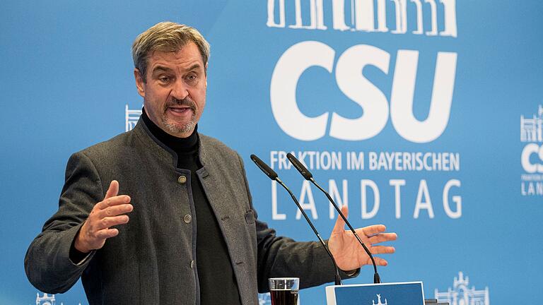 Klausurtagung CSU-Landtagsfraktion - Dritter Tag       -  CSU-Parteichef Markus Söder hält eine Abgrenzung von der Politik Angela Merkels für notwendig - vor allem beim Thema Migration.