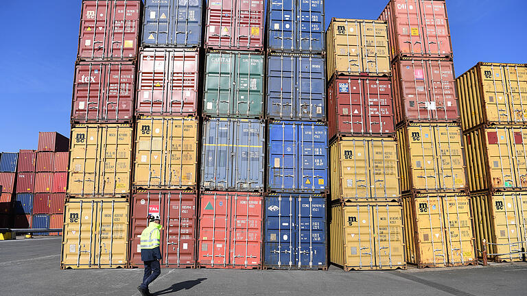 Gehen P&R-Geschädigte in Unterfranken gemeinsam vor? - Übersee-Container (Symbolfoto). Gehen P&R-Geschädigte in Unterfranken gemeinsam vor? - Übersee-Container (Symbolfoto).