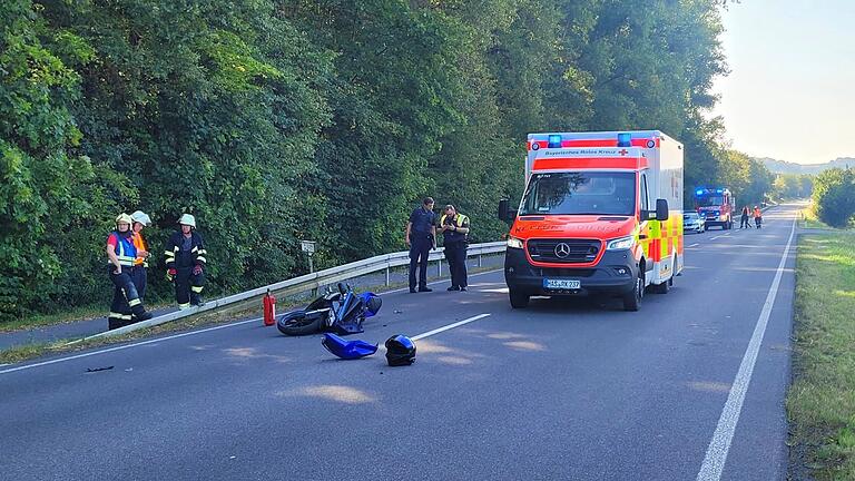 Ein Motorradfahrer wurde bei einem Unfall auf der B26 nahe Eltmann schwer verletzt.